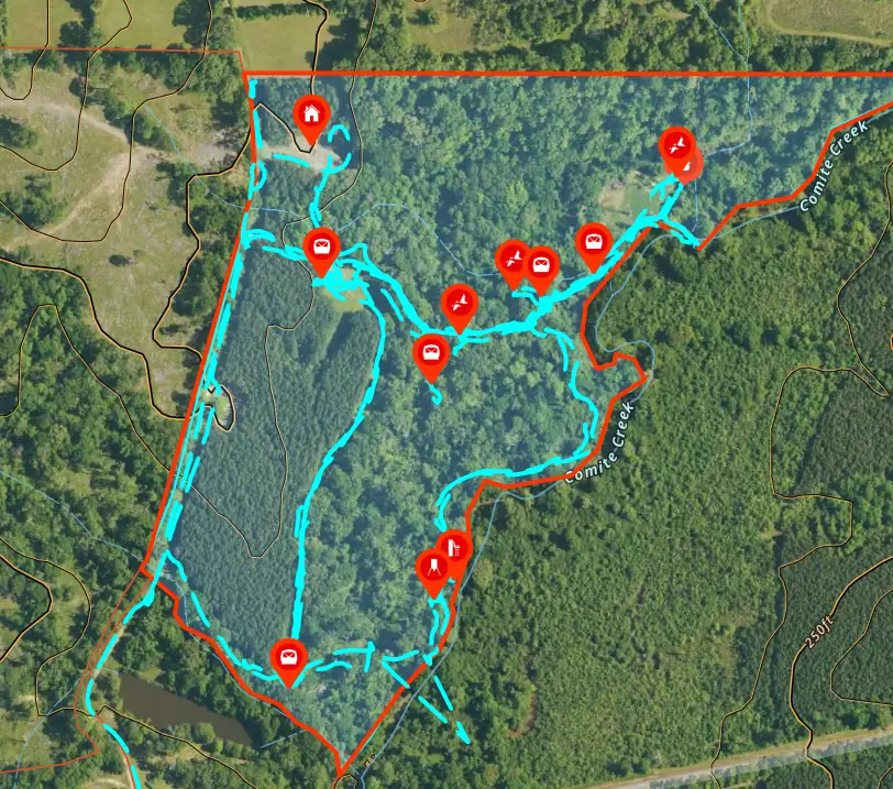 Aerial map of a tract in onX Hunt with parcel boundary, trail network, stand locations, and food plots labeled